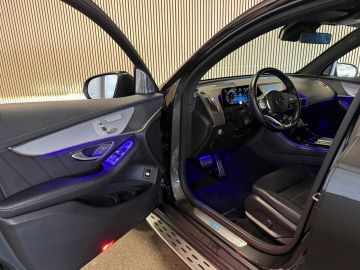 Mercedes-Benz EQC 400 4 Matic 80 kWh AMG STYLING-SOH 94%-SCHUIFDAK-HEAD UP-MEMORY-S