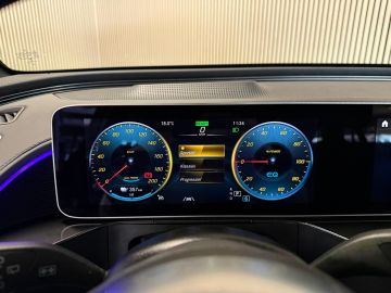 Mercedes-Benz EQC 400 4 Matic 80 kWh AMG STYLING-SOH 94%-SCHUIFDAK-HEAD UP-MEMORY-S