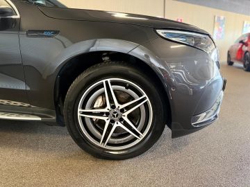 Mercedes-Benz EQC 400 4 Matic 80 kWh AMG STYLING-SOH 94%-SCHUIFDAK-HEAD UP-MEMORY-S