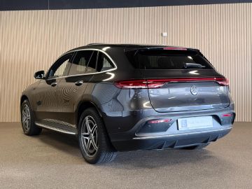 Mercedes-Benz EQC 400 4 Matic 80 kWh AMG STYLING-SOH 94%-SCHUIFDAK-HEAD UP-MEMORY-S