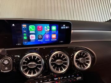 Mercedes-Benz A-Klasse 200 Sedan AMG STYLING-PANORAMA-NIGHT-CAMERA-WIDESCREEN-APPLE CARP