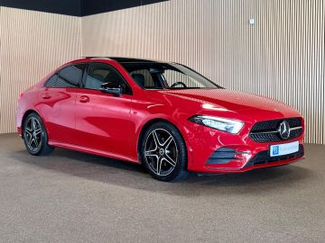 Mercedes-Benz A-Klasse 200 Sedan AMG STYLING-PANORAMA-NIGHT-CAMERA-WIDESCREEN-APPLE CARP