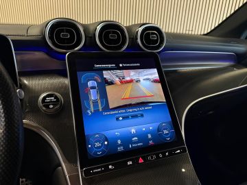 Mercedes-Benz GLC 200 4-Matic AMG STYLING-PANORAMADAK-TREKHAAK-CAMERA-APPLE CARPLAY