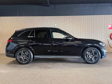 Mercedes-Benz GLC 200 4-Matic AMG STYLING-PANORAMADAK-TREKHAAK-CAMERA-APPLE CARPLAY