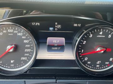 Mercedes-Benz E-Klasse 200 Sedan, Trekhaak - Dodehoekassistent - achteruitrijcamera