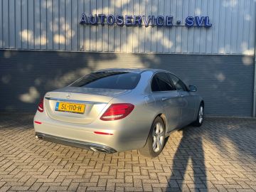 Mercedes-Benz E-Klasse 200 Sedan, Trekhaak - Dodehoekassistent - achteruitrijcamera