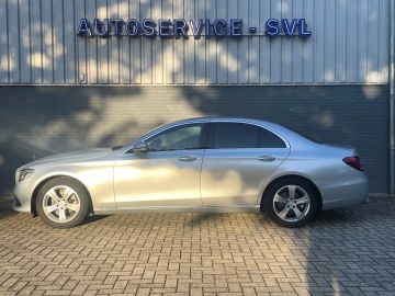 Mercedes-Benz E-Klasse 200 Sedan, Trekhaak - Dodehoekassistent - achteruitrijcamera