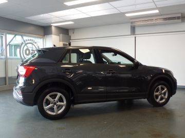 Audi Q2 30 TFSI Pro Line Apple Carplay, Clima controle, Cruise controle, 