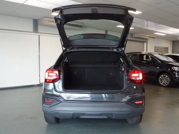 Audi Q2 30 TFSI Pro Line Apple Carplay, Clima controle, Cruise controle, 