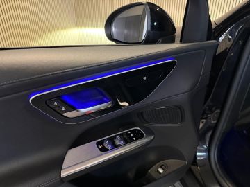 Mercedes-Benz GLC 200 4-Matic AMG STYLING-PANORAMADAK-TREKHAAK-CAMERA-APPLE CARPLAY