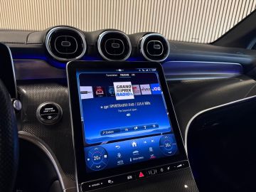 Mercedes-Benz GLC 200 4-Matic AMG STYLING-PANORAMADAK-TREKHAAK-CAMERA-APPLE CARPLAY