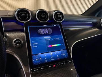 Mercedes-Benz GLC 200 4-Matic AMG STYLING-PANORAMADAK-TREKHAAK-CAMERA-APPLE CARPLAY
