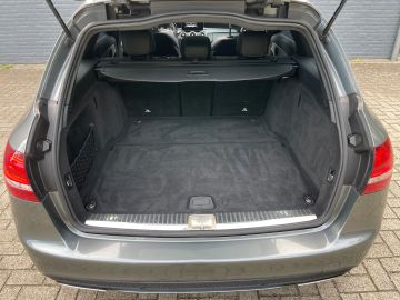 Mercedes-Benz C-Klasse Estate 180 AMG Sport - Trekhaak - Panoramadak - Camera etc etc