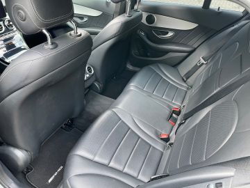 Mercedes-Benz C-Klasse Estate 180 AMG Sport - Trekhaak - Panoramadak - Camera etc etc