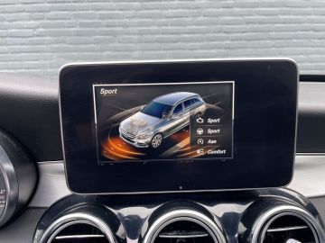 Mercedes-Benz C-Klasse Estate 180 AMG Sport - Trekhaak - Panoramadak - Camera etc etc