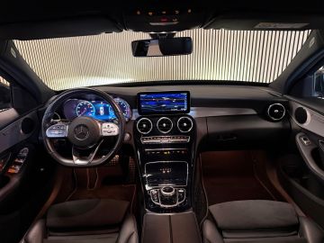 Mercedes-Benz C-Klasse 180 AMG STYLING-CAMERA-DIGI DASH-APPLE CARPLAY-DODEHOEK-COMPLEET