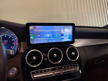 Mercedes-Benz C-Klasse 180 AMG STYLING-CAMERA-DIGI DASH-APPLE CARPLAY-DODEHOEK-COMPLEET
