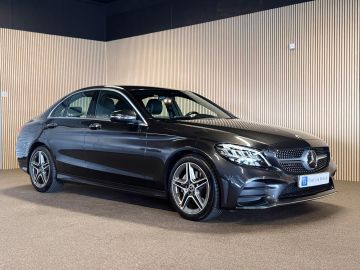 Mercedes-Benz C-Klasse 180 AMG STYLING-CAMERA-DIGI DASH-APPLE CARPLAY-DODEHOEK-COMPLEET