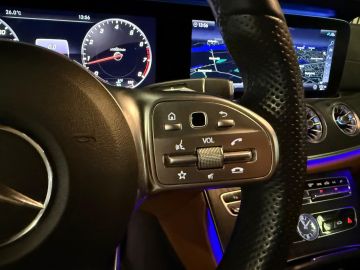 Mercedes-Benz E-Klasse Coupé 200 AMG STYLING-PANORAMA-WIDESCREEN-MEMORY-SOUND-HEAD UP-20