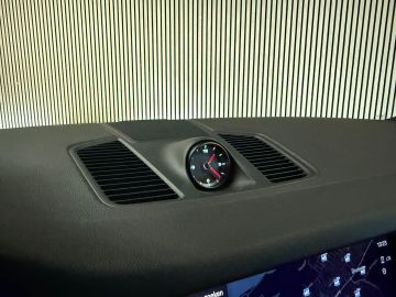 Porsche Cayenne Coupe 3.0 E-Hybrid Platinum Edition-LUCHTV.-PANO-STOELEN 18 VOUDI