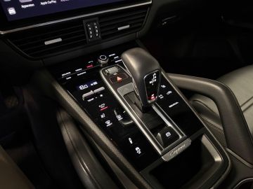 Porsche Cayenne Coupe 3.0 E-Hybrid Platinum Edition-LUCHTV.-PANO-STOELEN 18 VOUDI
