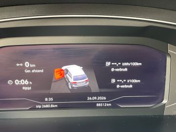 Volkswagen Tiguan 1.4 TSI eHybrid Elegance - Trekhaak - Pano - 360gr - Dodehoekassi