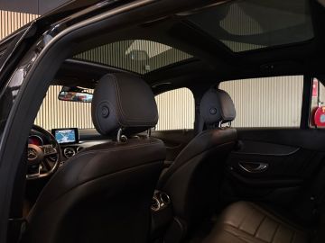 Mercedes-Benz GLC 250 4 Matic AMG STYLING-PANORAMA-NIGHT-TREKHAAK-COMPLEET