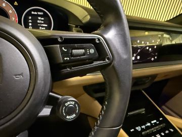 Porsche Cayenne 3.0 E-Hybrid SPORT DESIGN-PANORAMA-LUCHTV.-STOELEN 18 VOUDIG-NPR.