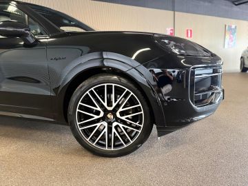 Porsche Cayenne 3.0 E-Hybrid SPORT DESIGN-PANORAMA-LUCHTV.-STOELEN 18 VOUDIG-NPR.