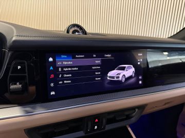 Porsche Cayenne 3.0 E-Hybrid SPORT DESIGN-PANORAMA-LUCHTV.-STOELEN 18 VOUDIG-NPR.