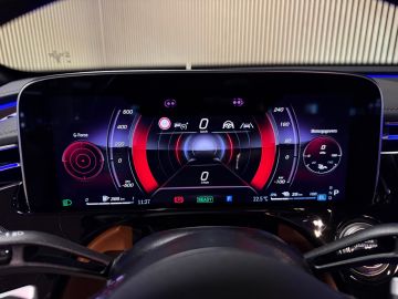 Mercedes-Benz E-Klasse Estate 300e Exclusive-HYPERSCREEN-PANORAMA-LUCHTVERING-MEMORY-SOU