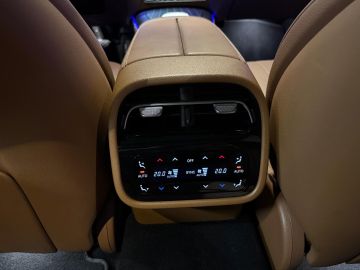 Mercedes-Benz E-Klasse Estate 300e Exclusive-HYPERSCREEN-PANORAMA-LUCHTVERING-MEMORY-SOU