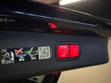 Mercedes-Benz E-Klasse Estate 300e Exclusive-HYPERSCREEN-PANORAMA-LUCHTVERING-MEMORY-SOU