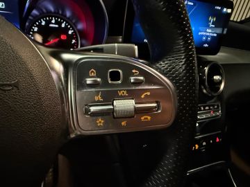 Mercedes-Benz GLC Coupé 300e 4MATIC AMG STYLING-SCHUIFDAK-21 INCH-CAMERA-DAB