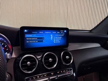 Mercedes-Benz GLC Coupé 300e 4MATIC AMG STYLING-SCHUIFDAK-21 INCH-CAMERA-DAB