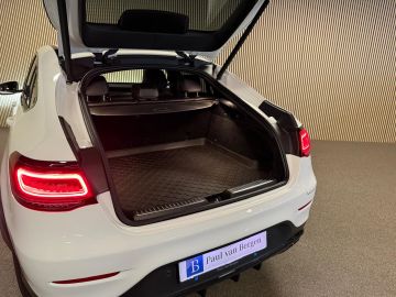 Mercedes-Benz GLC Coupé 300e 4MATIC AMG STYLING-SCHUIFDAK-21 INCH-CAMERA-DAB