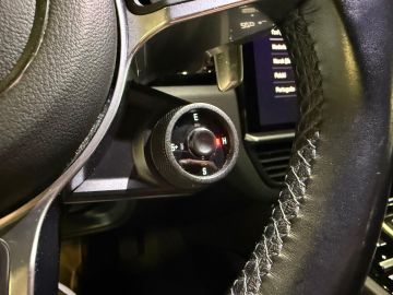 Porsche Cayenne Coupé 3.0 E-Hybrid SPORT DESIGN-LUCHTVERING-PANORAMA-SPORT CHRONO
