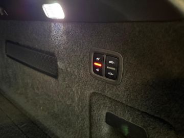 Porsche Cayenne Coupé 3.0 E-Hybrid SPORT DESIGN-LUCHTVERING-PANORAMA-SPORT CHRONO