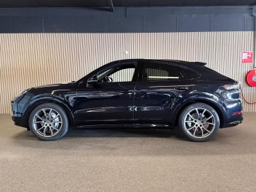 Porsche Cayenne Coupé 3.0 E-Hybrid SPORT DESIGN-LUCHTVERING-PANORAMA-SPORT CHRONO