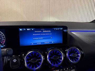 Mercedes-Benz B-Klasse 250e AMG STYLING-PANORAMA-NIGHT PAKKET-CAMERA-KEYLESS-BTW