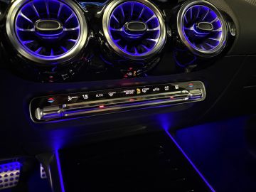 Mercedes-Benz B-Klasse 250e AMG STYLING-PANORAMA-NIGHT PAKKET-CAMERA-KEYLESS-BTW