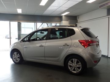 Hyundai Ix20 1.6i i-Vision Navigatie, Achteruitrijcamera, Pano/schuifdak, Clim