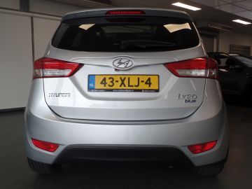 Hyundai Ix20 1.6i i-Vision Navigatie, Achteruitrijcamera, Pano/schuifdak, Clim