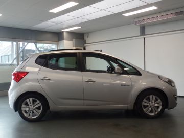 Hyundai Ix20 1.6i i-Vision Navigatie, Achteruitrijcamera, Pano/schuifdak, Clim