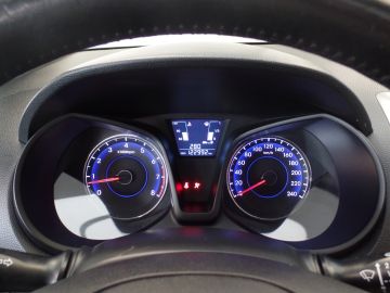 Hyundai Ix20 1.6i i-Vision Navigatie, Achteruitrijcamera, Pano/schuifdak, Clim