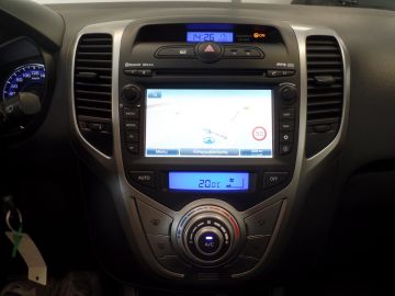 Hyundai Ix20 1.6i i-Vision Navigatie, Achteruitrijcamera, Pano/schuifdak, Clim