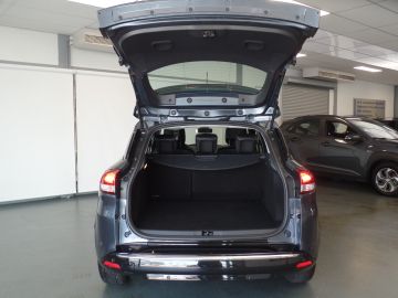 Renault Clio Estate 0.9 TCe Intens Navigatie, Achteruitrijcamera, Clima contro
