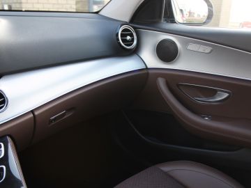 Mercedes-Benz E-Klasse 350e Hybrid AMG STYLING-SCHUIFDAK-WIDESCREEN-COMPLEET