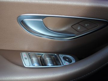 Mercedes-Benz E-Klasse 350e Hybrid AMG STYLING-SCHUIFDAK-WIDESCREEN-COMPLEET