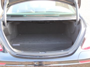 Mercedes-Benz E-Klasse 350e Hybrid AMG STYLING-SCHUIFDAK-WIDESCREEN-COMPLEET